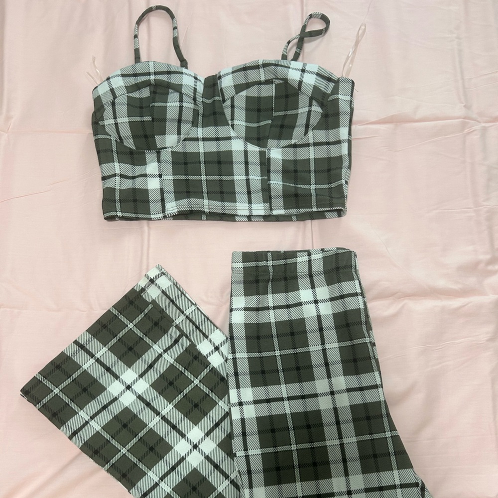 Plaid Two-Piece Set in Green and White
